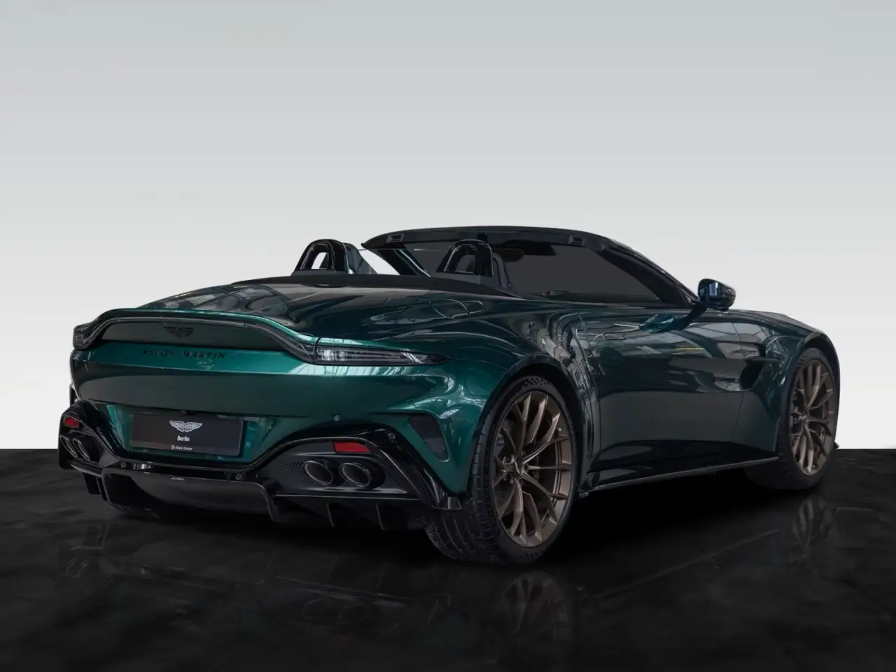 Aston Martin Vantage V8 Spider 2026, dashboard — Marbella Luxury Car Rental, Marbella. The 2026 Aston Martin Vantage V8 Spider puts 665 hp through a chassis built for exactly…