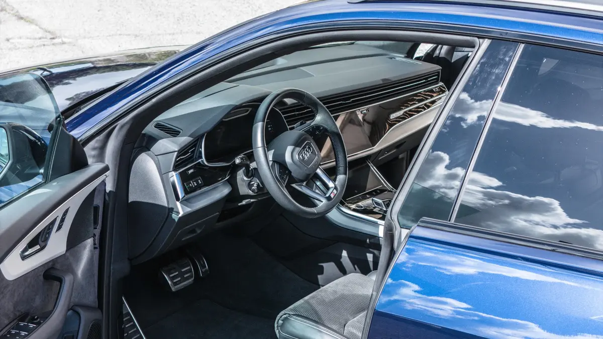Audi Q8 55 TFSI 2022, interior — Marbella Luxury Car Rental, Marbella. The Audi Q8 55 TFSI pairs a 340 hp V6 with the composed, quattro-driven manners that make…