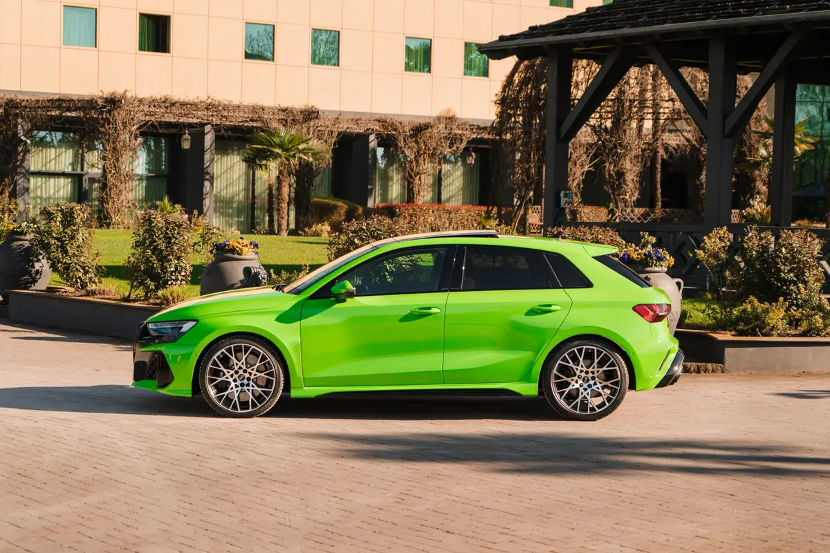 Audi RS3 Restyling 2025, front view — Marbella Luxury Car Rental, Marbella. The 2025 Audi RS3 Restyling brings 400 hp to a body that still seats four, which makes it…