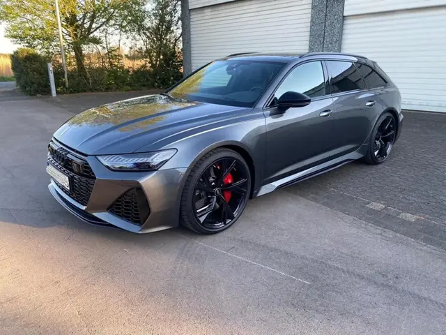 Audi RS6 2022 — Marbella Luxury Car Rental, Marbella