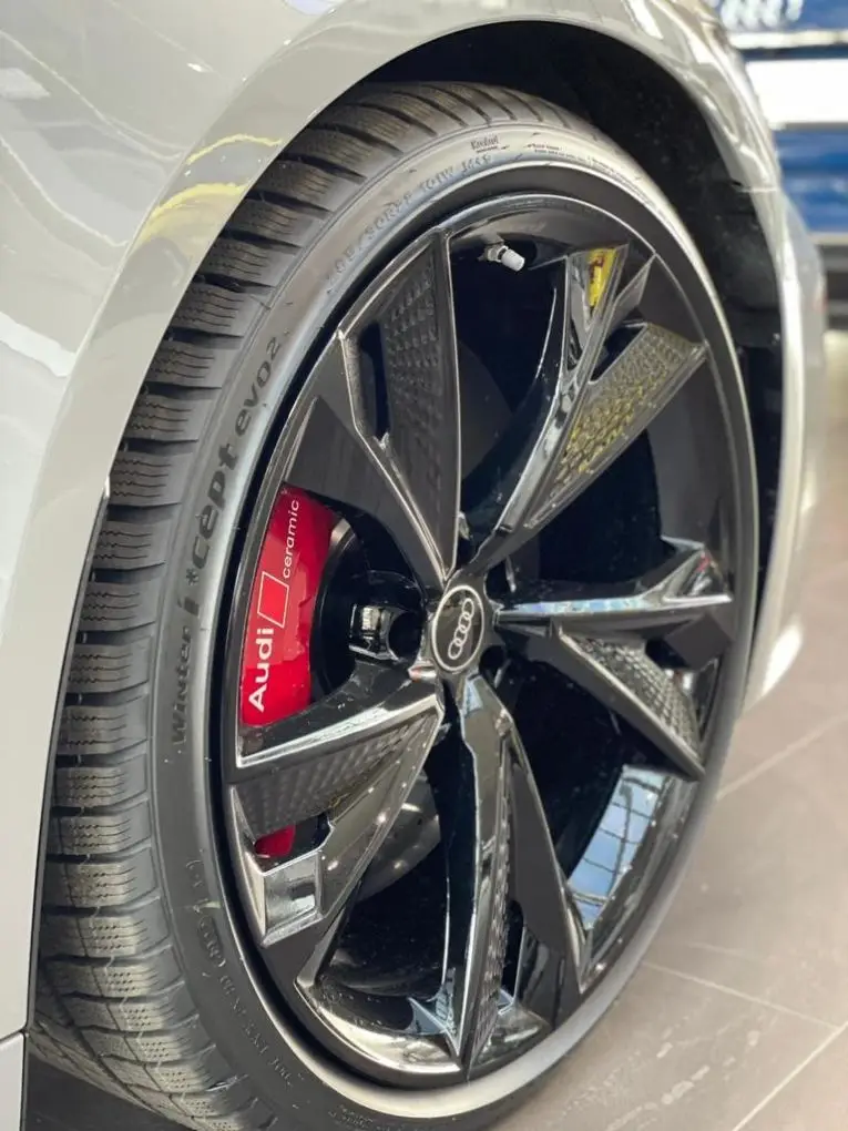 Audi RS6 Dynamic 2023, front view — Marbella Luxury Car Rental, Marbella. The 2023 Audi RS6 Dynamic pairs a 621 hp twin-turbo V8 with a wagon body that seats five…