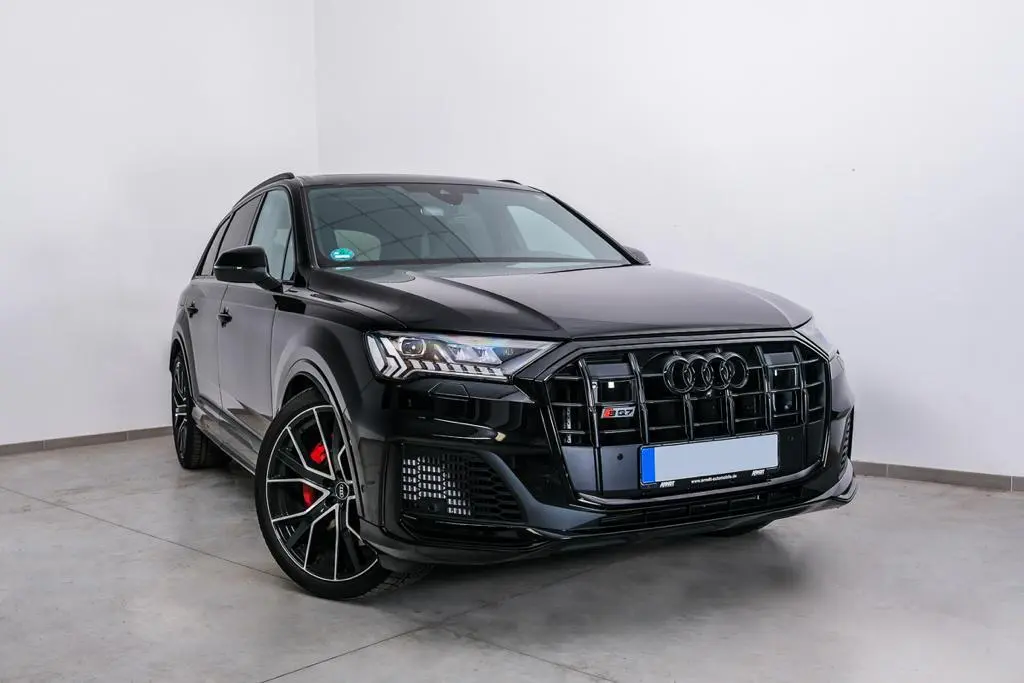 Audi SQ7 2025, interior — Marbella Luxury Car Rental, Marbella. The 2025 Audi SQ7 pairs a 507 hp V8 with genuine seven-seat capacity, which is not a…