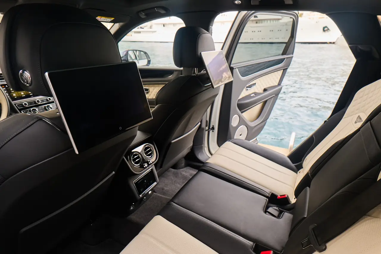 Bentley Bentayga V8-S 2024, interior — Marbella Luxury Car Rental, Marbella. The Bentley Bentayga V8-S carries its 550 hp with a weight and quiet that most SUVs never…