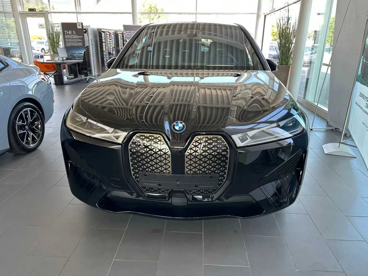 BMW IX M60 2023, front view — Marbella Luxury Car Rental, Marbella. The BMW iX M60 puts 619 hp through an all-electric drivetrain, which means the response…
