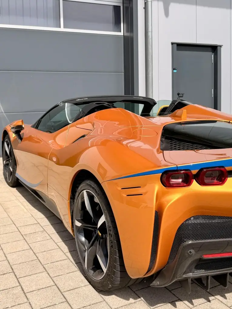 Ferrari SF90 Spider Tailor Made 2025, exterior — Marbella Luxury Car Rental, Marbella. The Ferrari SF90 Spider Tailor Made pairs a plug-in hybrid V8 layout with 986 hp, making…