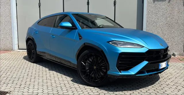 Lamborghini Urus SE 2025 — Marbella Luxury Car Rental, Marbella