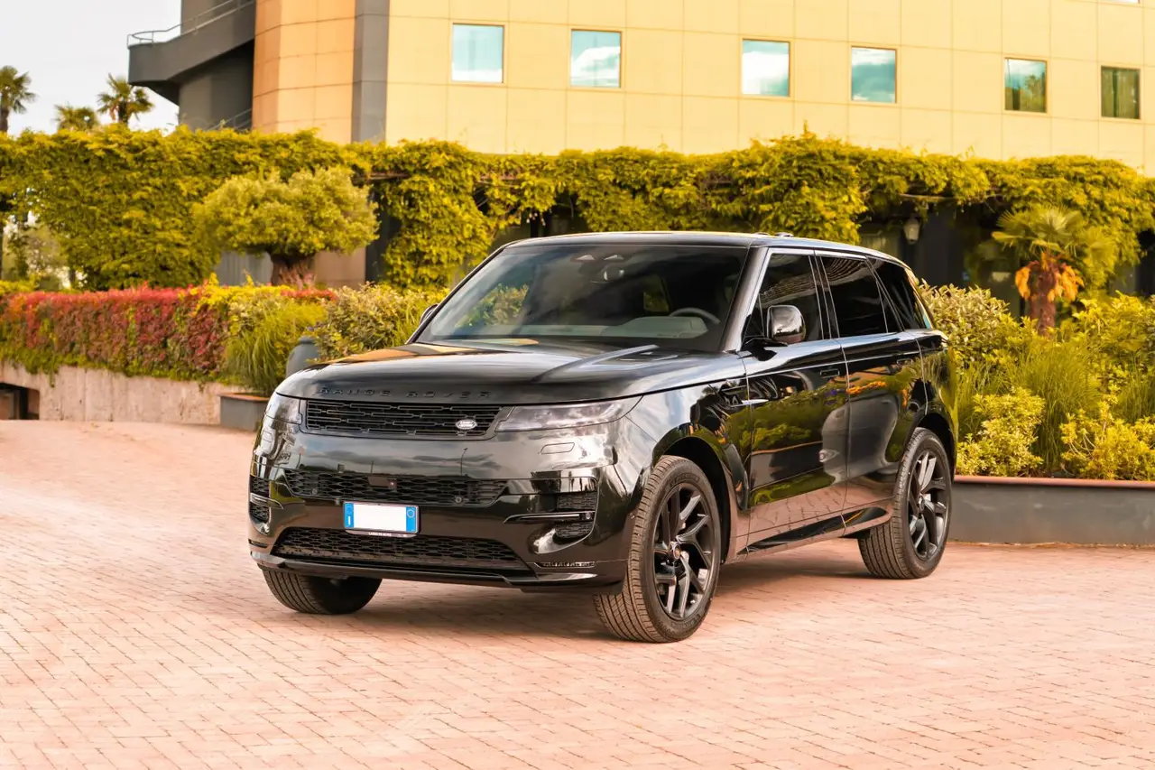 Land Rover Range Rover Sport Dynamic SE 2025 — Marbella Luxury Car Rental, Marbella. The 2025 Range Rover Sport Dynamic SE carries 360 hp with the kind of composure that…