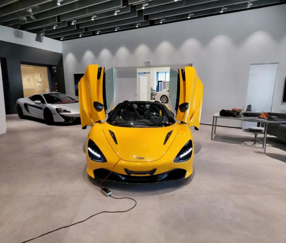 McLaren 720S Spider 2022, exterior — Marbella Luxury Car Rental, Marbella. The McLaren 720S Spider carries its 720 hp with the kind of directness that makes a…