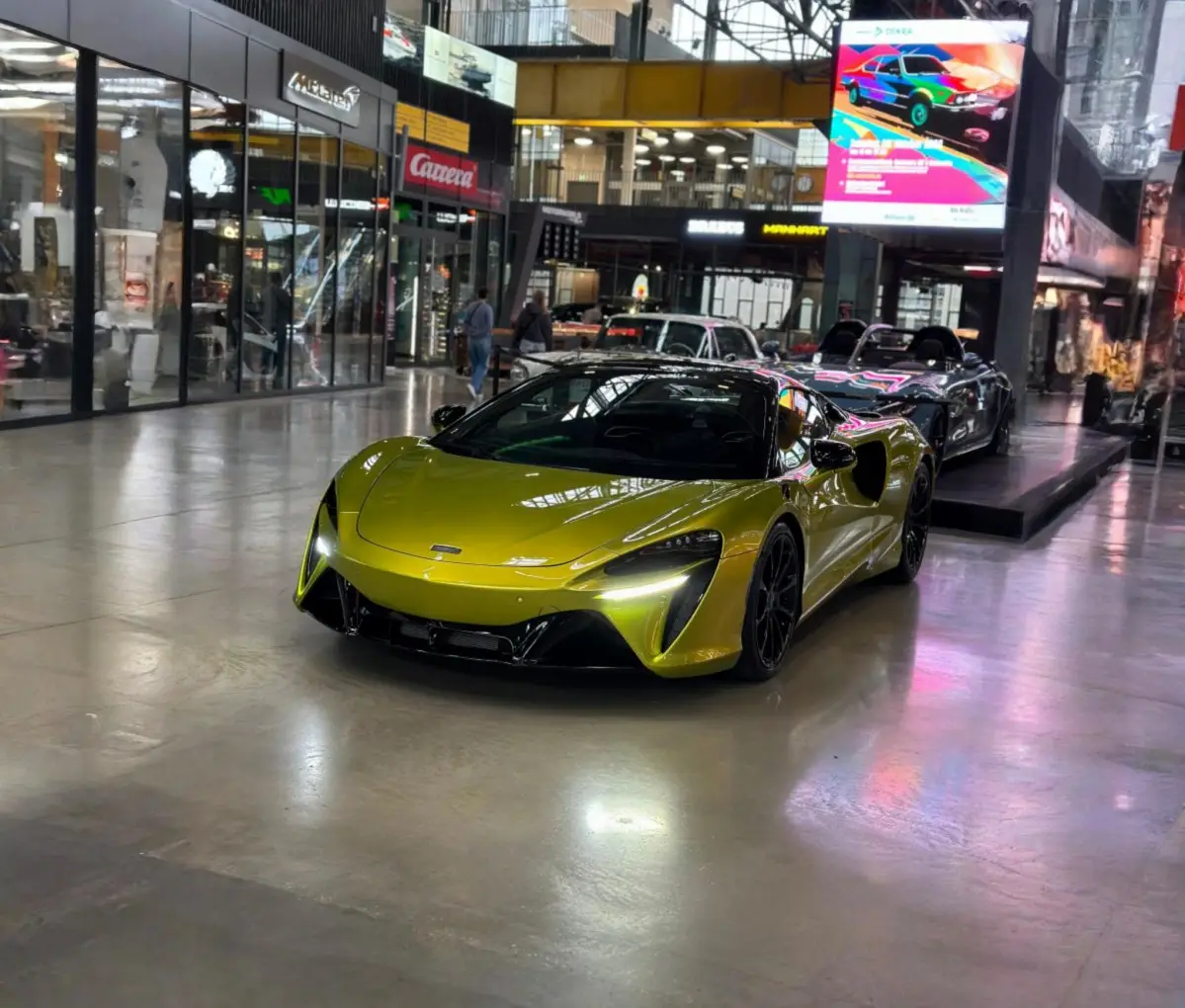 McLaren Artura Spider 2024, interior — Marbella Luxury Car Rental, Marbella. The 2024 McLaren Artura Spider pairs a hybrid V6 architecture with 671 hp, a combination…