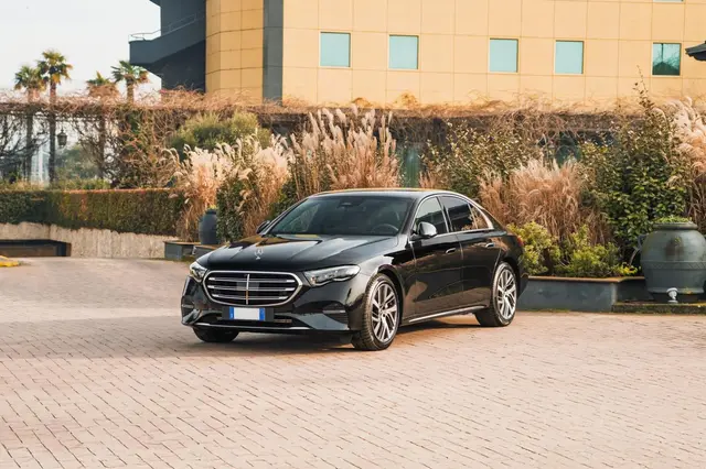 Mercedes Benz E-klasse 220d Premium Plus 2026 — Marbella Luxury Car Rental, Marbella