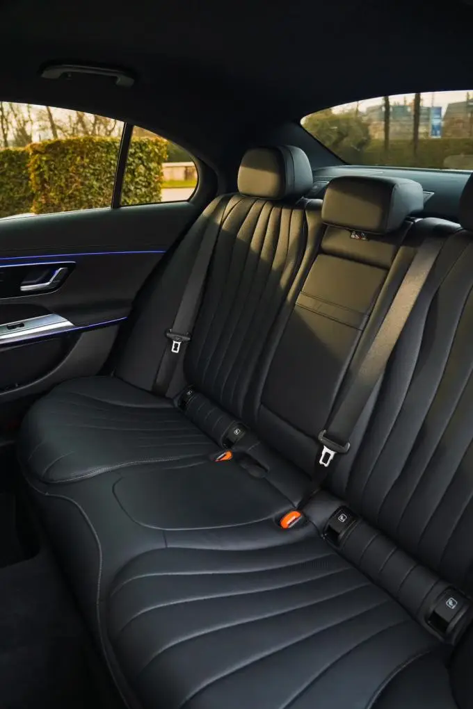 Mercedes Benz E-klasse 220d Premium Plus 2026, interior — Marbella Luxury Car Rental, Marbella. The 2026 Mercedes Benz E-Klasse 220d Premium Plus is the sort of car that does the job…