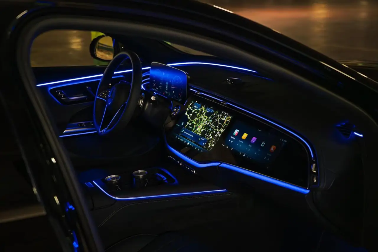 Mercedes Benz E-klasse 220d Premium Plus 2026, dashboard — Marbella Luxury Car Rental, Marbella. The 2026 Mercedes Benz E-Klasse 220d Premium Plus is the sort of car that does the job…