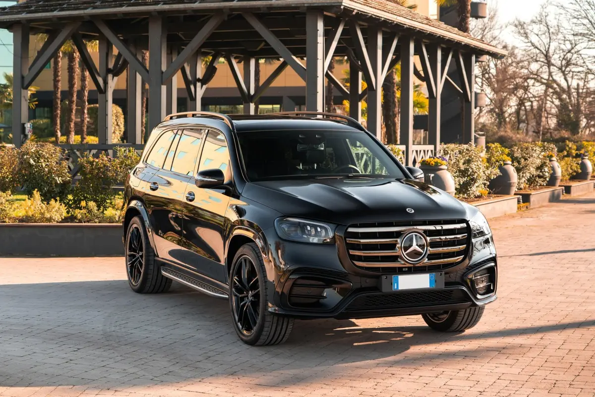 Mercedes Benz GLS-klasse 350 D Exclusive 7 Posti 2025 — Marbella Luxury Car Rental, Marbella. The 2025 Mercedes-Benz GLS-Klasse 350d Exclusive is built for the practical end of…