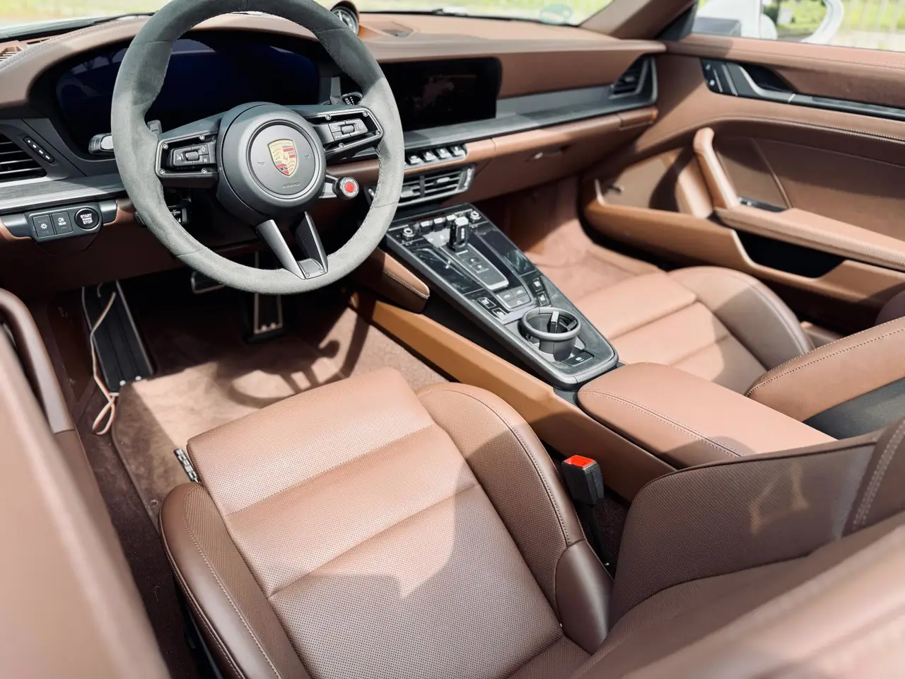 Porsche 992.2 Carrera 4 GTS Cabrio 2025, dashboard — Marbella Luxury Car Rental, Marbella. The 992.2 Carrera 4 GTS Cabrio sits at the point where daily usability and real pace…
