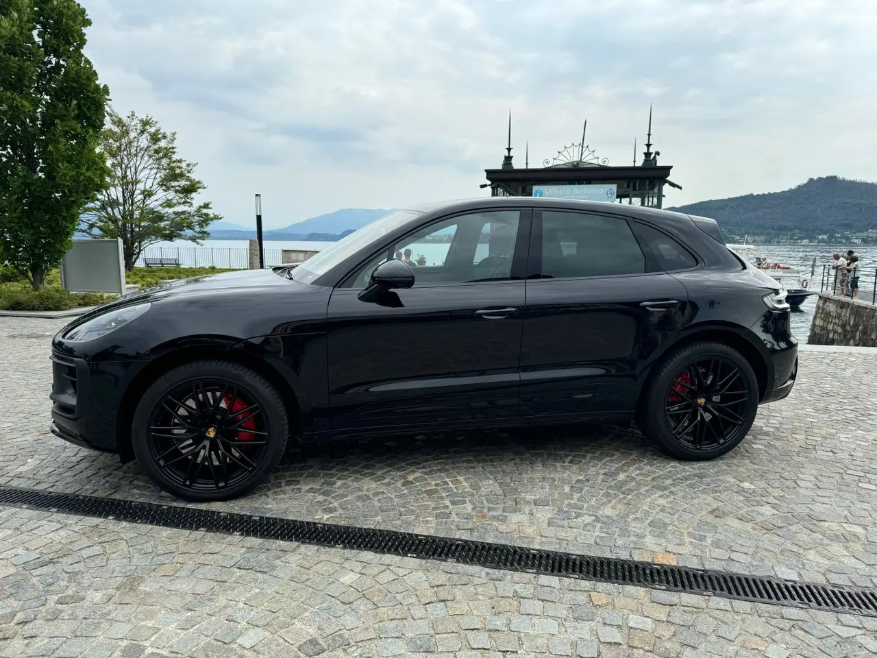 Porsche Macan GTS 2024 — Marbella Luxury Car Rental, Marbella. The 2024 Porsche Macan GTS pairs 440 hp with a five-seat SUV body, which puts it in an…