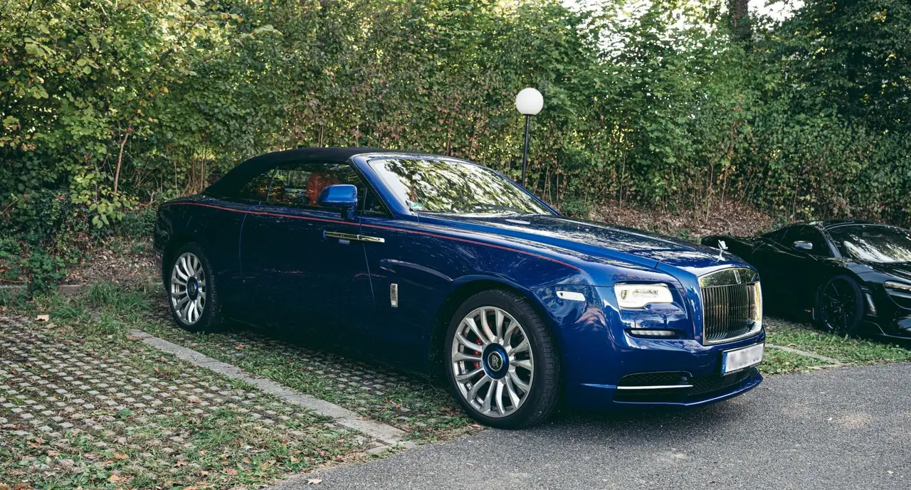 Rolls-Royce Dawn 2022 — Marbella Luxury Car Rental, Marbella. The Rolls-Royce Dawn is a drop-top four-seater built for slow, deliberate driving rather…
