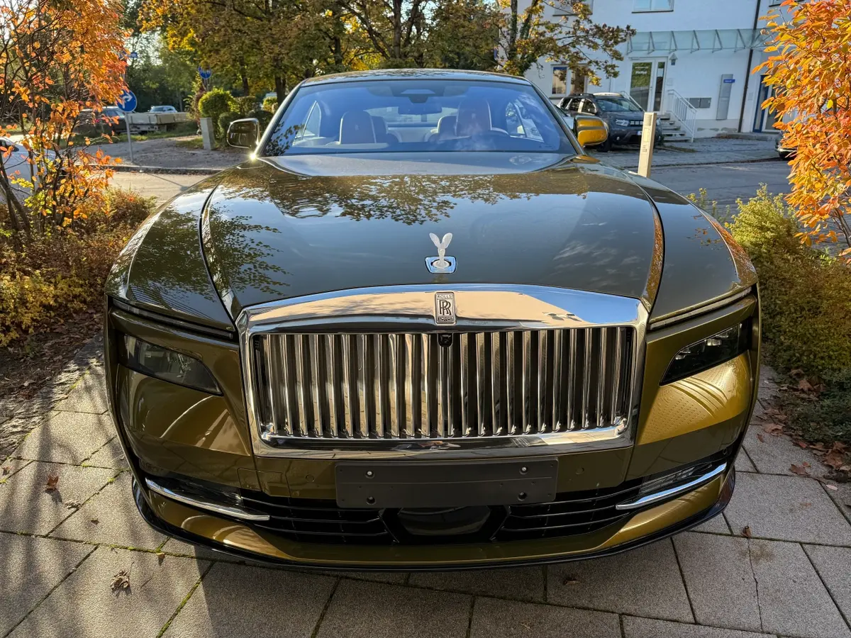 Rolls-Royce Spectre 2024 — Marbella Luxury Car Rental, Marbella. The Rolls-Royce Spectre is Rolls-Royce's electric grand tourer, and the 584 hp beneath…